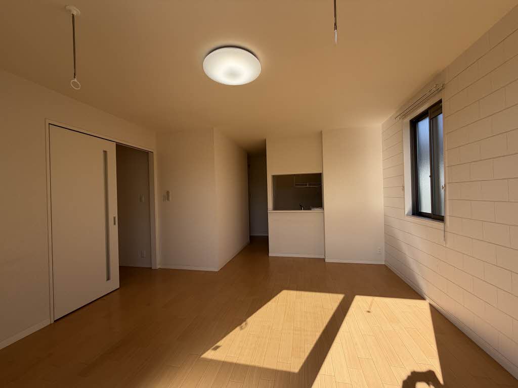 カーサ・グラシアス D 202号-2