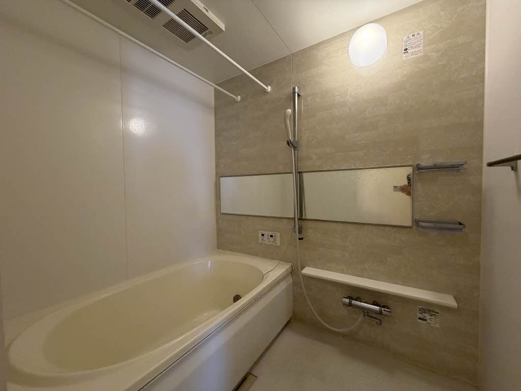 カーサ・グラシアス D 202号-7