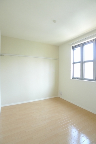 リラフォート B 202号-4