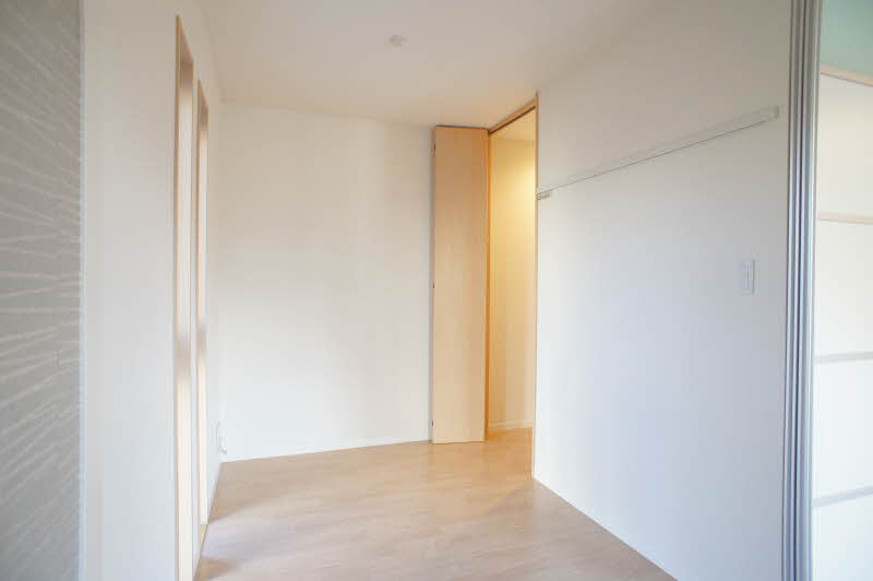 カーサ・ラゴルナ 208号-5