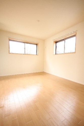 メゾン・ブランシェ Ⅱ 202号-8