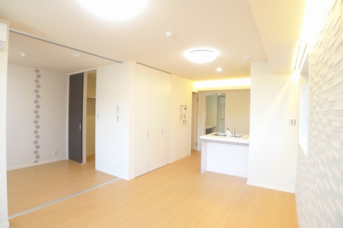 ザッハトルテ 205号-2