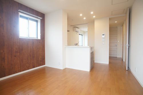 ベルフォート籠原 301号-2