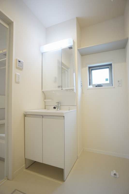 ハイダウエイ　イースト 102号-9