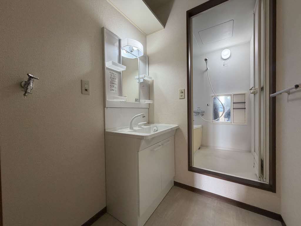 グランガルデ　Ｅ 201号-8