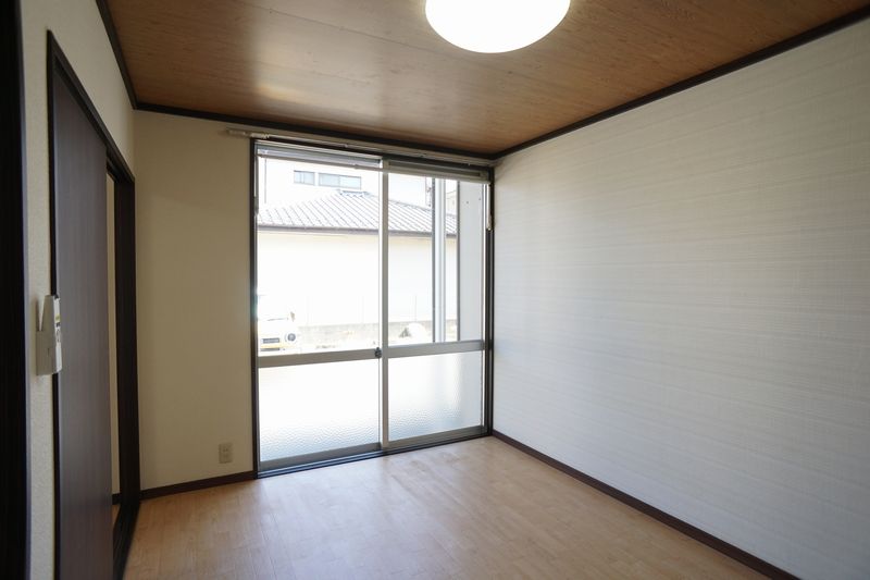 第二 小山 ハイツ 102号-3