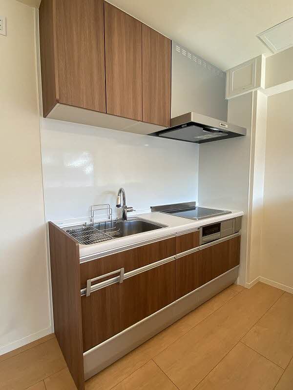 グラヴィア 301号-6