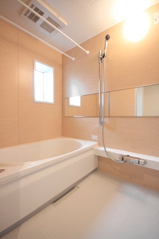 インペリアル レジデンス 103号-4