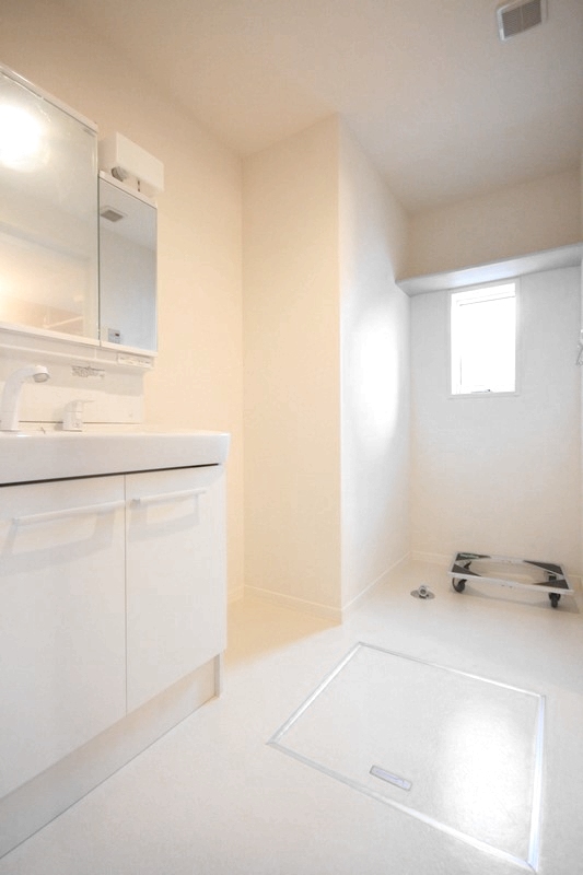 インペリアル レジデンス 103号-5