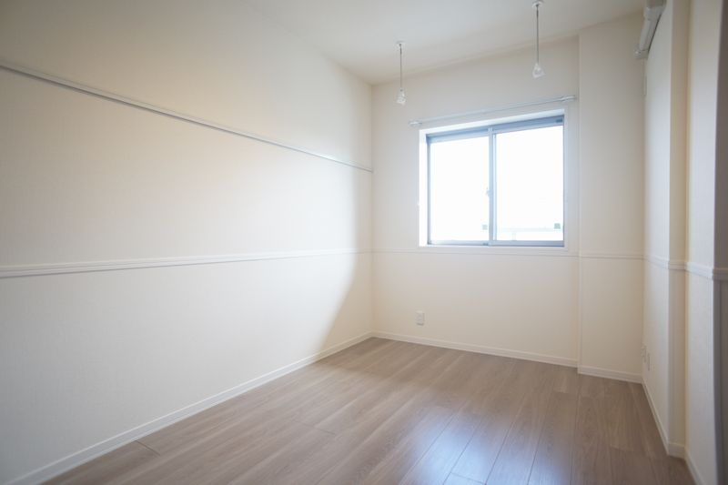 アズール 302号-6