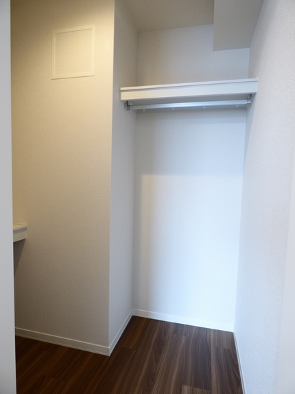 メゾンドキャプテン 303号-5