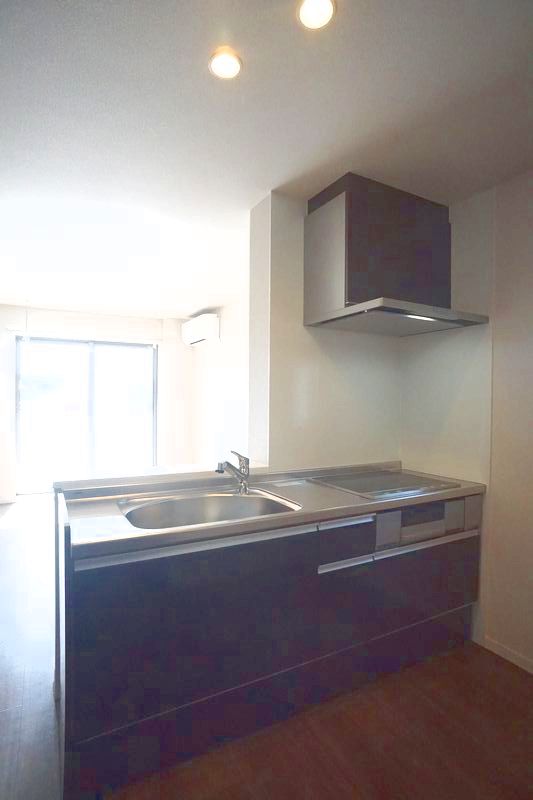 セレッソ　マーレ 302号-3