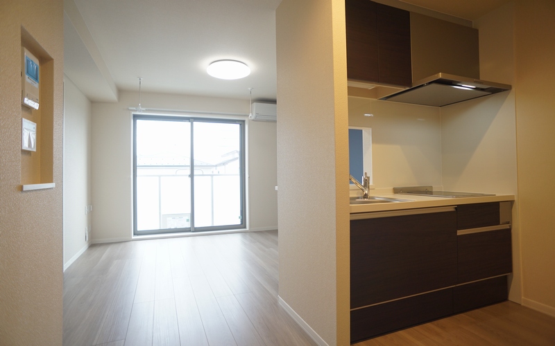 フーヴェル シキ 301号-3