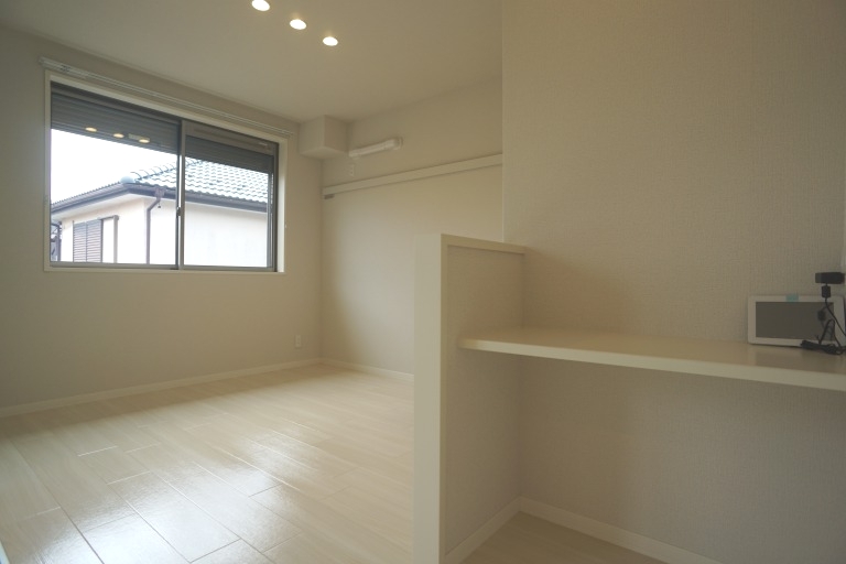 ソレイユヴィラ 202号-5