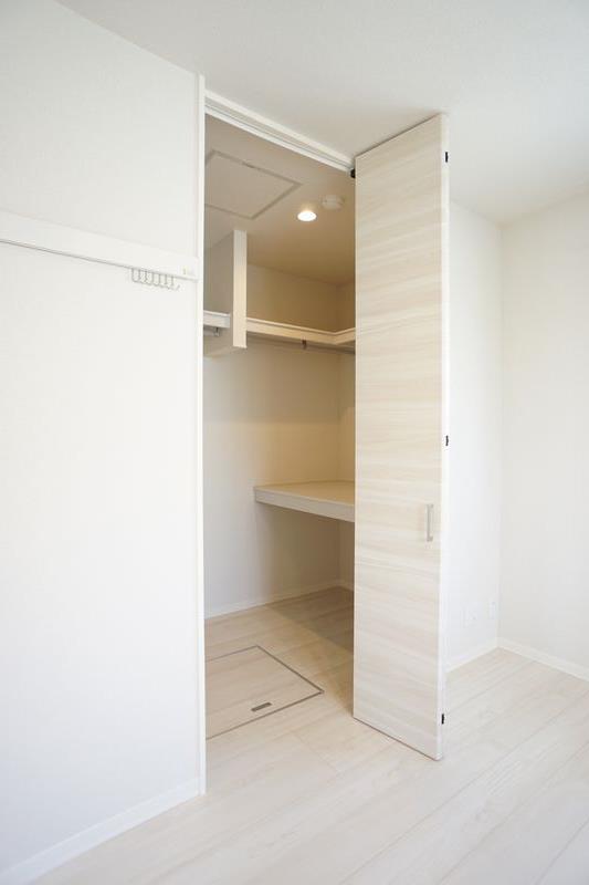 カローレ 102号-7