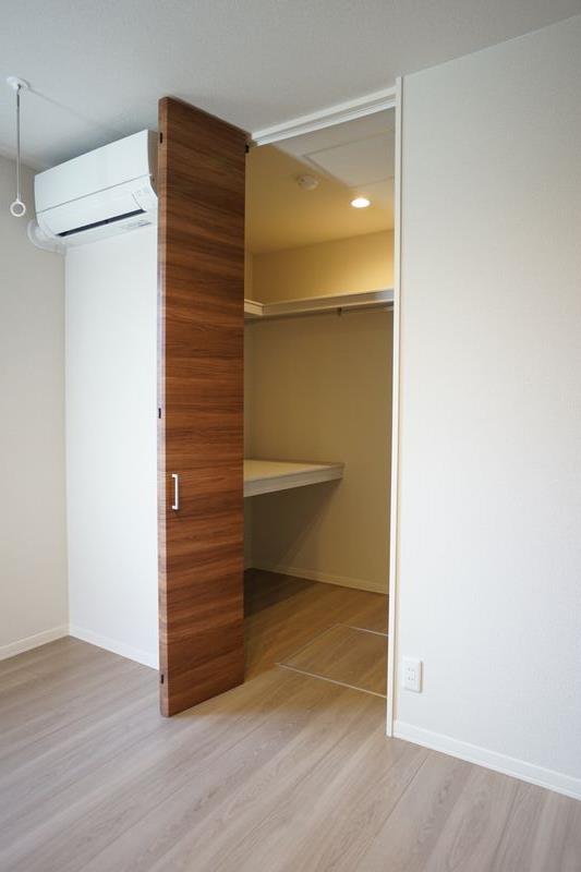 カローレ 105号-7