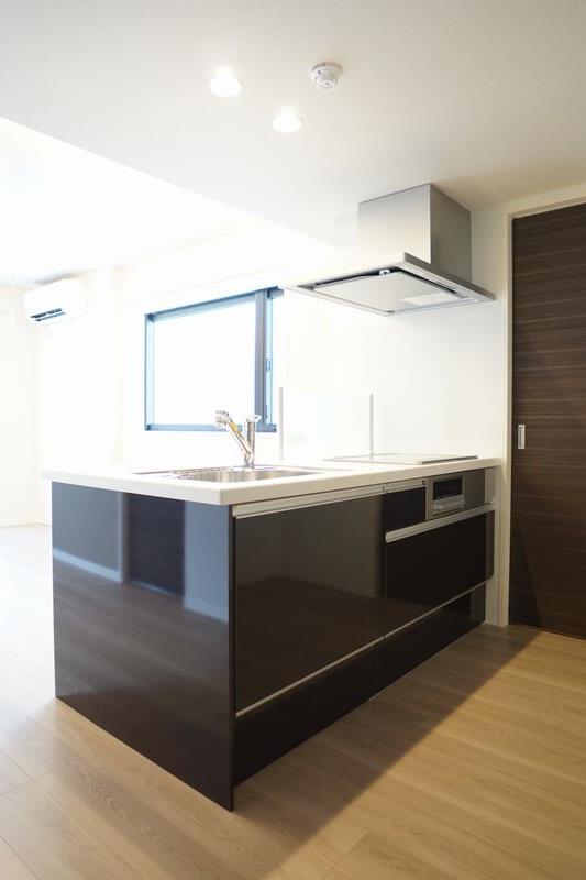 カローレ 201号-3