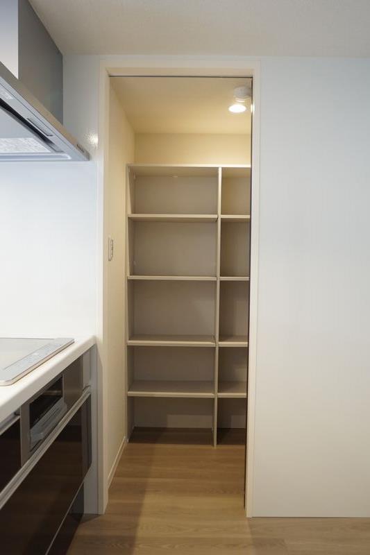 カローレ 201号-5