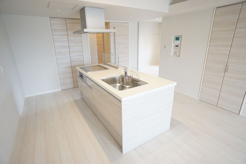 ヴィアソーレイツキ 203号-3