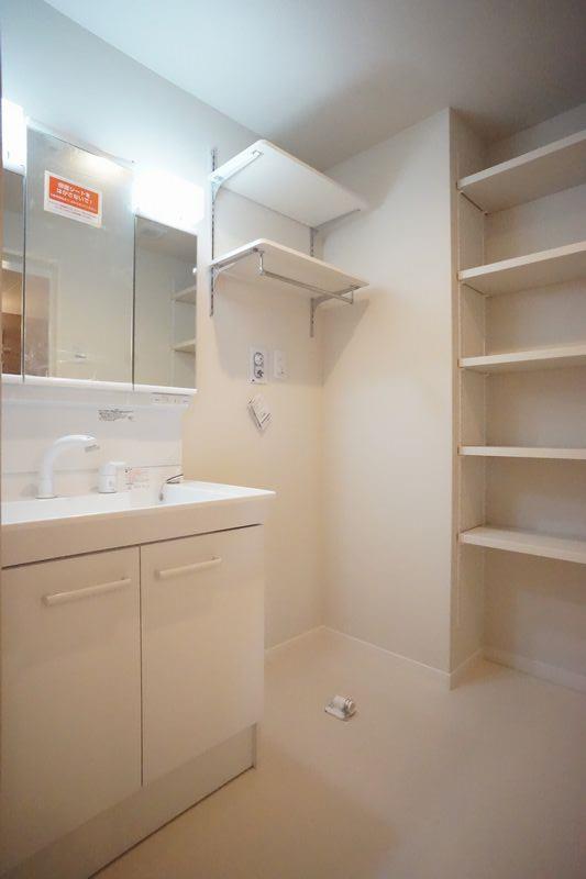 ジュネスクレスト 305号-9