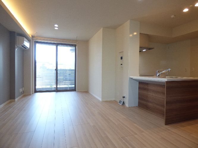 コリーナ・ヴェルデ 101号-2