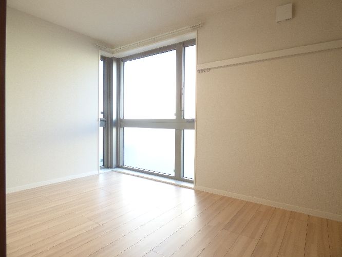 コリーナ・ヴェルデ 101号-7