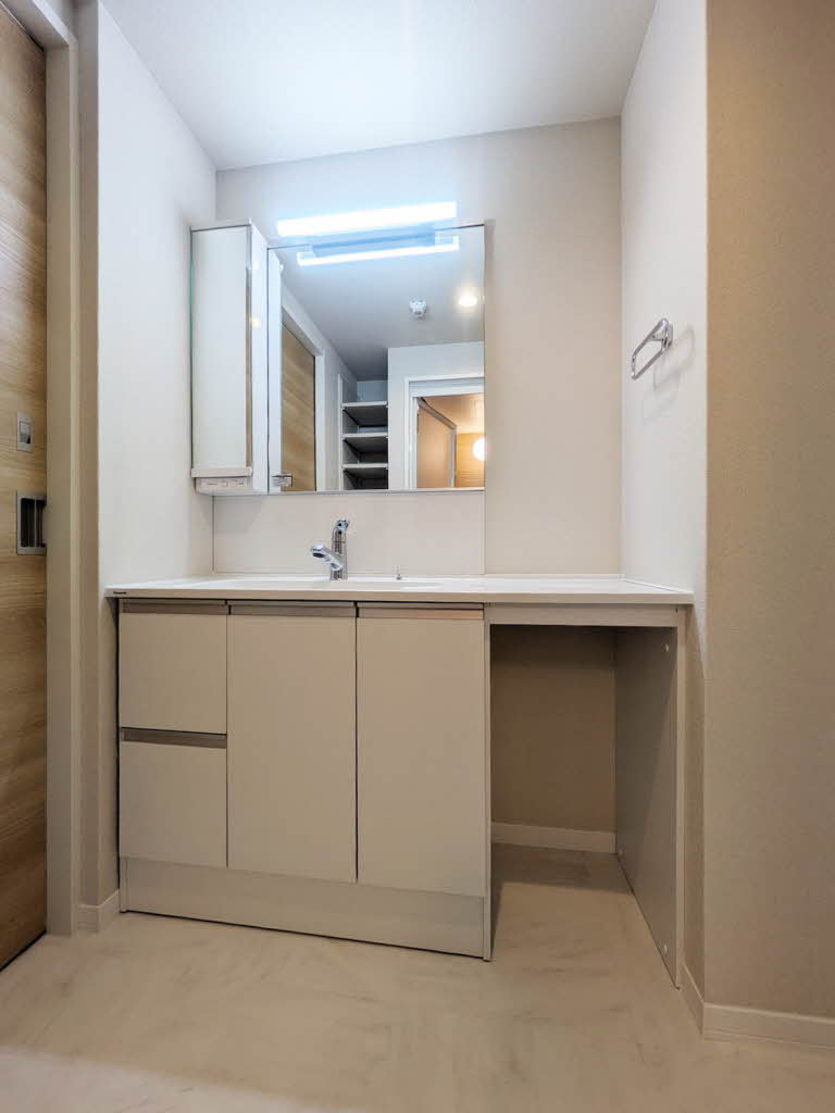 ウェルビー 302号-9