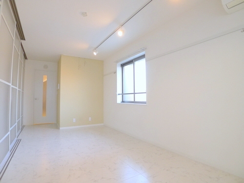 ショコラ 301号-2