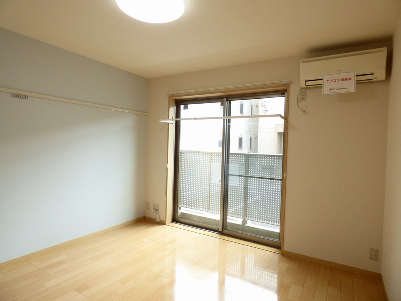 レイクルイーズ 103号-3