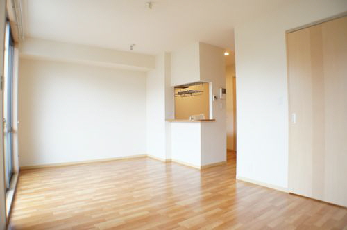 ルミエール旭町 103号-3
