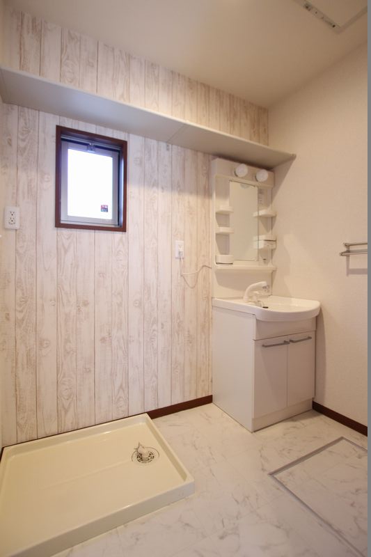 アコール 101号-8