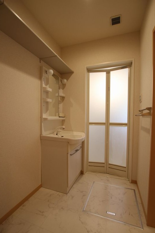 Ｗｉｓｔｅｒｉａ 102号-9