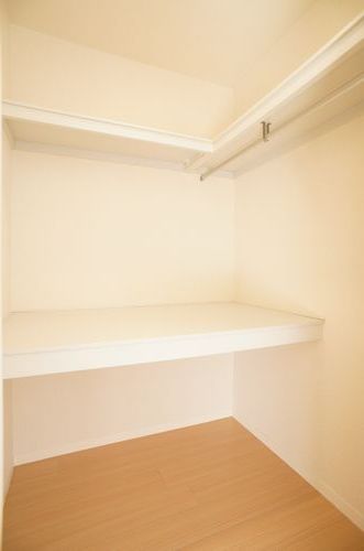 メゾン・ド・クレマティス 102号-6