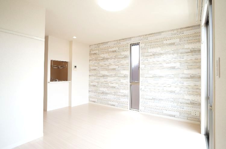 メゾン・ド・クレマティス 203号-5