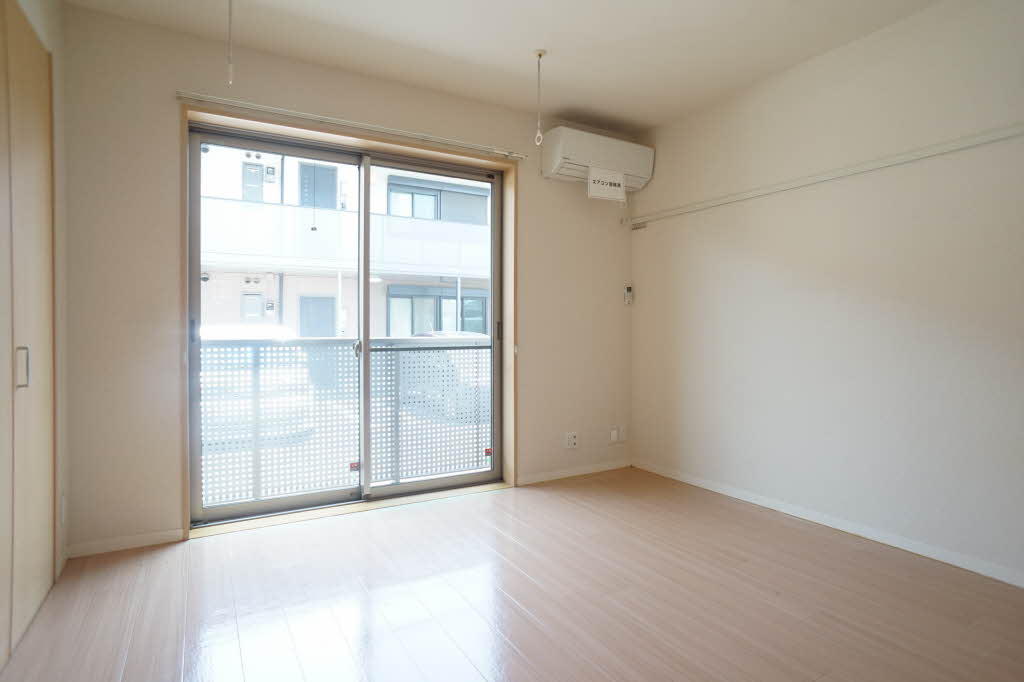 シャーメゾンMO B 102号-2