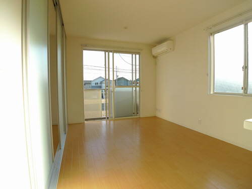 グローリエＢ 201号-2