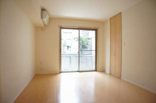 ベルーガ 106号-2