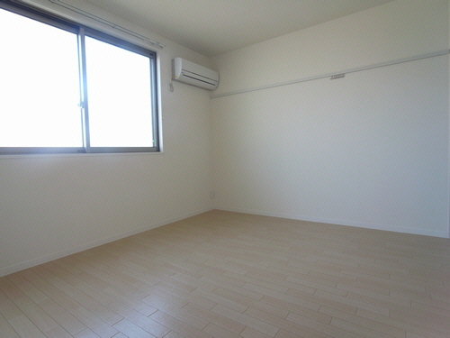 メゾン・サンアイ A 201号-7