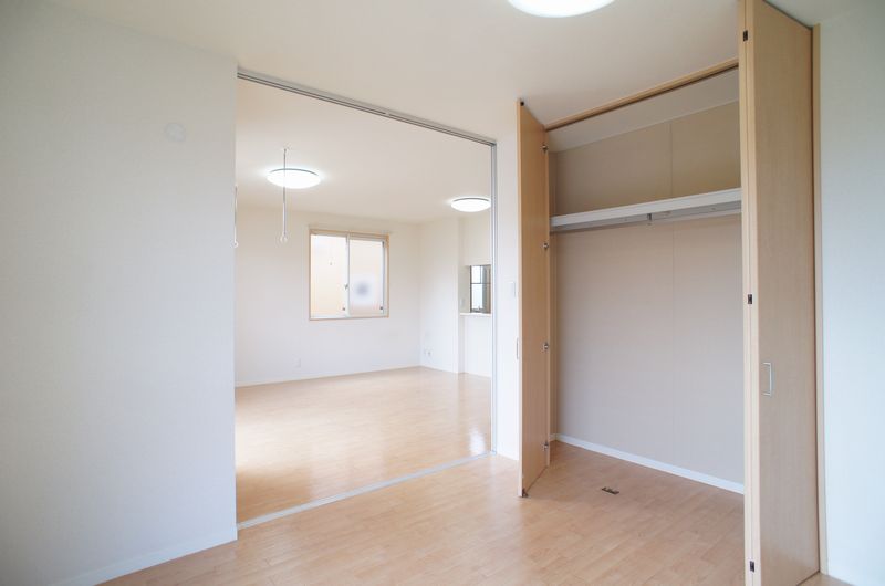 ヴィラ・アーブⅡ 201号-5