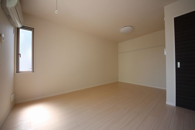 スカイ・プレイス 101号-3