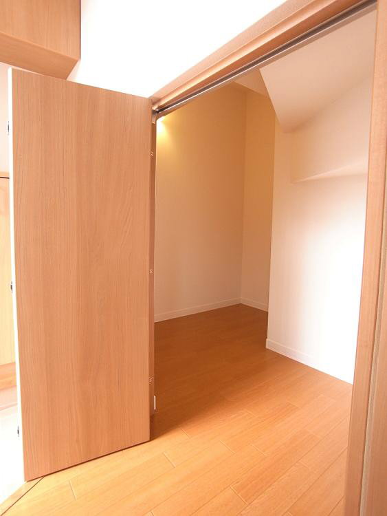 Ｃｏｍｆｏｒｔ 103号-9