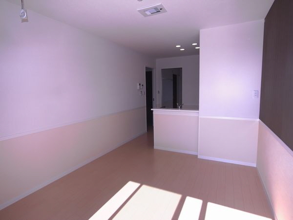 アクシス　川越 201号-3