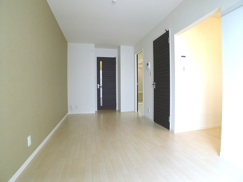 ドルチェ・ヴィータ 203号-3