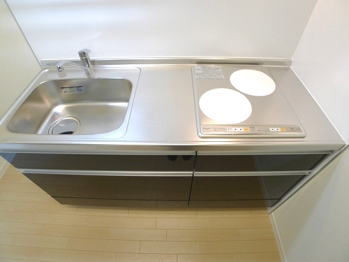 ドルチェ・ヴィータ 203号-5