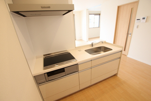 シャーメゾン新町 202号-3