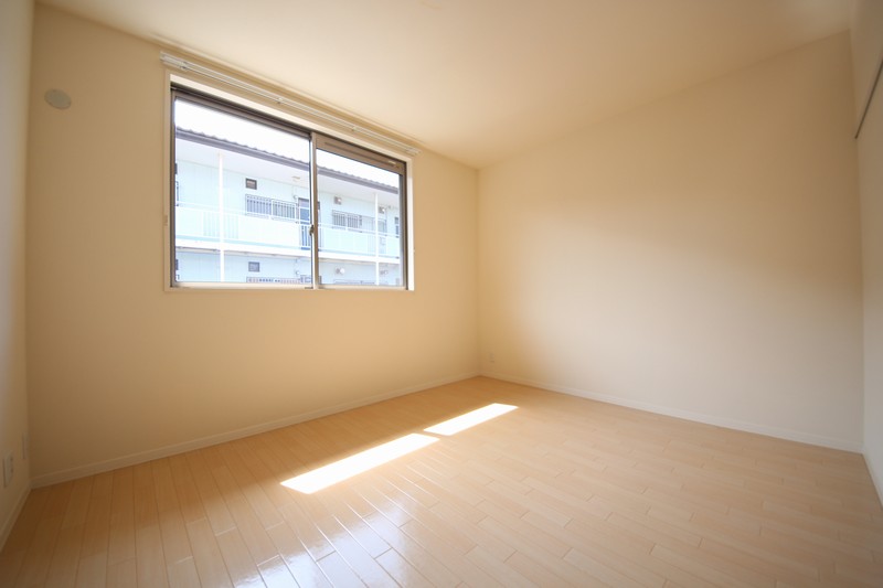 ラウレア　Ⅱ 102号-4