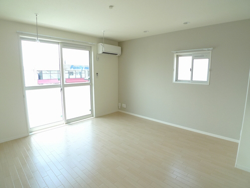 ヴィスタ 302号-3