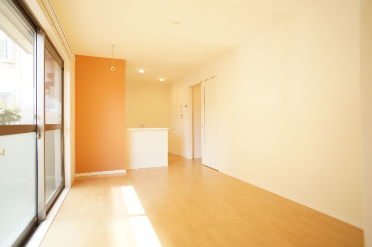 リンガースペース 101号-2