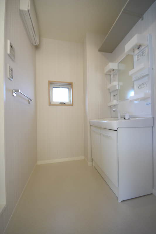 フォンテーヌ・リシュ 201号-10