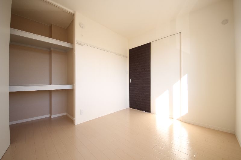 ウィスタリア 202号-5